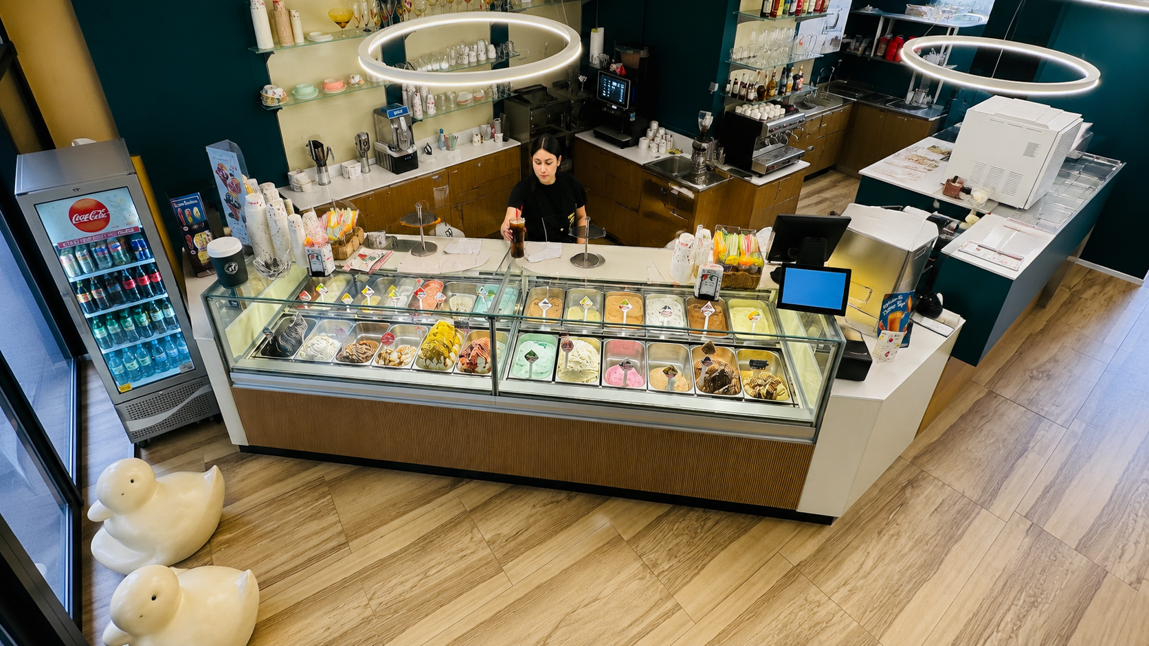 Dolomiti Eiscafé Leichlingen — Sortenvielfalt an der Theke